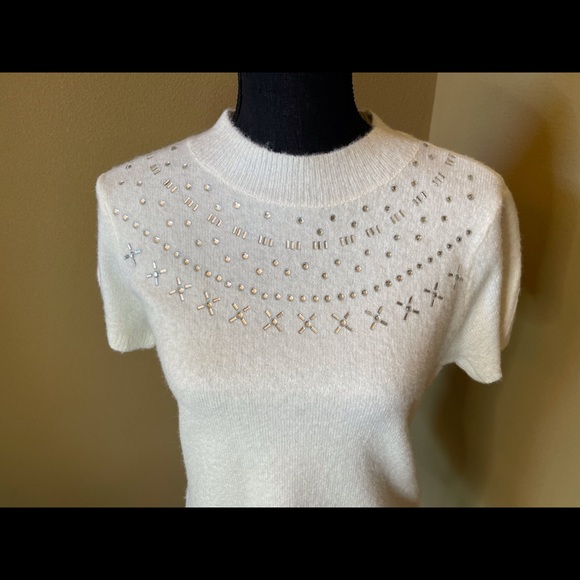 WHBM women’s short sleeve top  SIZE Medium. Bling - Picture 11 of 11